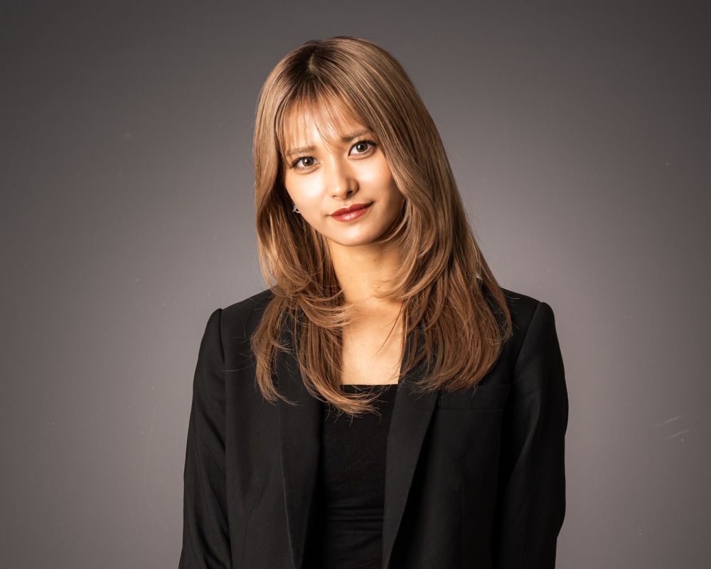 望月莉奈さんプロフィール